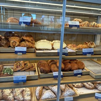 Paris Baguette - And there's more! - Bakeries Near Me - Avon, Ohio Paris Baguette - And there's more! - Bakeries Near Me - Avon, Ohio