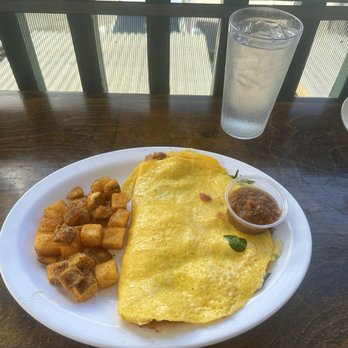 Eggs 'n Things - Bacon and spinach omelette - Breakfast & Brunch Near Me - Honolulu, Hawaii Eggs 'n Things - Bacon and spinach omelette - Breakfast & Brunch Near Me - Honolulu, Hawaii