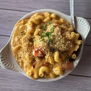 Hook & Anchor - Lobster Sriracha Mac and Cheese - Seafood Near Me - Costa Mesa, California Hook & Anchor - Lobster Sriracha Mac and Cheese - Seafood Near Me - Costa Mesa, California