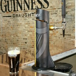 Flanagan's Irish Pub