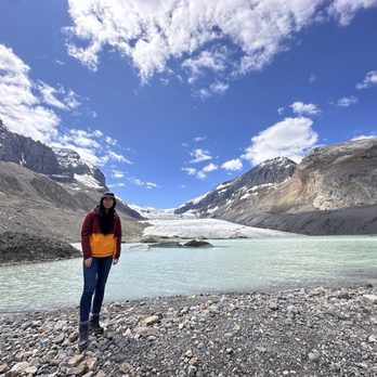 Columbia Icefield - Tours Near Me - Banff, Alberta