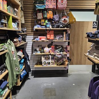 BoxLunch - Clearance - Women's Clothing Near Me - Canoga Park, California
