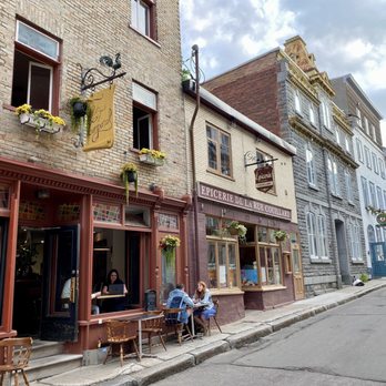 Chez Temporel - Outside of the sweet restaurant - French Near Me - Quebec City, Quebec