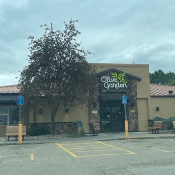 Olive Garden Italian Restaurant - Olive Garden - Italian Near Me - Edmonton, Alberta Olive Garden Italian Restaurant - Olive Garden - Italian Near Me - Edmonton, Alberta