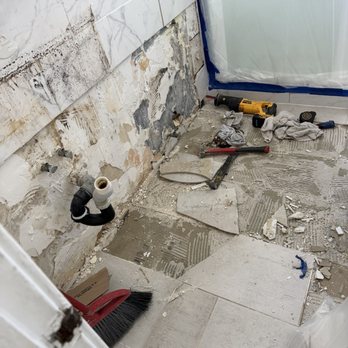 Menjivars Wood Flooring - FO NOT USE HIM UNLESS HES THERE AND MAKE SURE HE DOES THE JOB - Flooring Near Me Menjivars Wood Flooring - FO NOT USE HIM UNLESS HES THERE AND MAKE SURE HE DOES THE JOB - Flooring Near Me
