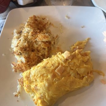 Mom's Kitchen - Diners Near Me - Fort Lauderdale, Florida Mom's Kitchen - Diners Near Me - Fort Lauderdale, Florida