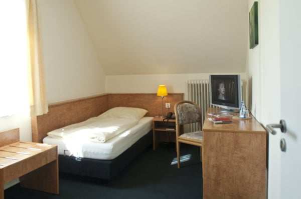 Büscher's Hotel by null