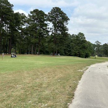 Sanford Golf Course - Golfing - Golf Near Me - Sanford, North Carolina Sanford Golf Course - Golfing - Golf Near Me - Sanford, North Carolina