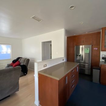 Faynsod Construction - a kitchen and living room - General Contractors Near Me - Inglewood, California Faynsod Construction - a kitchen and living room - General Contractors Near Me - Inglewood, California