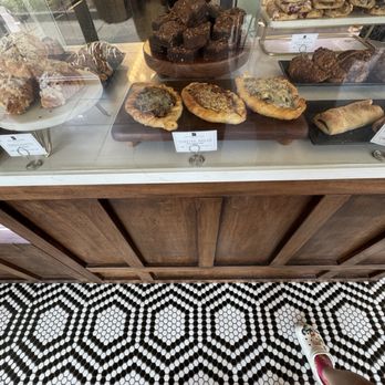 Sweet Reserve - Bakeries Near Me - Skokie, Illinois