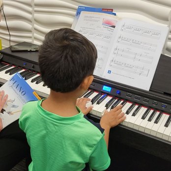 LLFey Music Academy  - Saturday lesson with Leyla. - Musical Instruments & Teachers Near Me