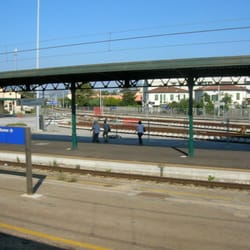Stazione Pisa San Rossore