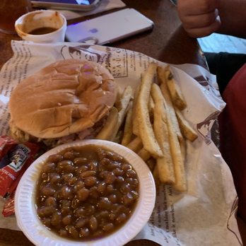 Dreamland BBQ - BBQ sandwich and fries - Barbeque Near Me - Montgomery, Alabama Dreamland BBQ - BBQ sandwich and fries - Barbeque Near Me - Montgomery, Alabama