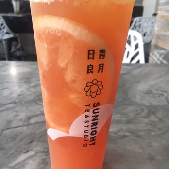 Sunright Tea Studio - Grapefruit jasmine tea - Bubble Tea Near Me - Costa Mesa, California