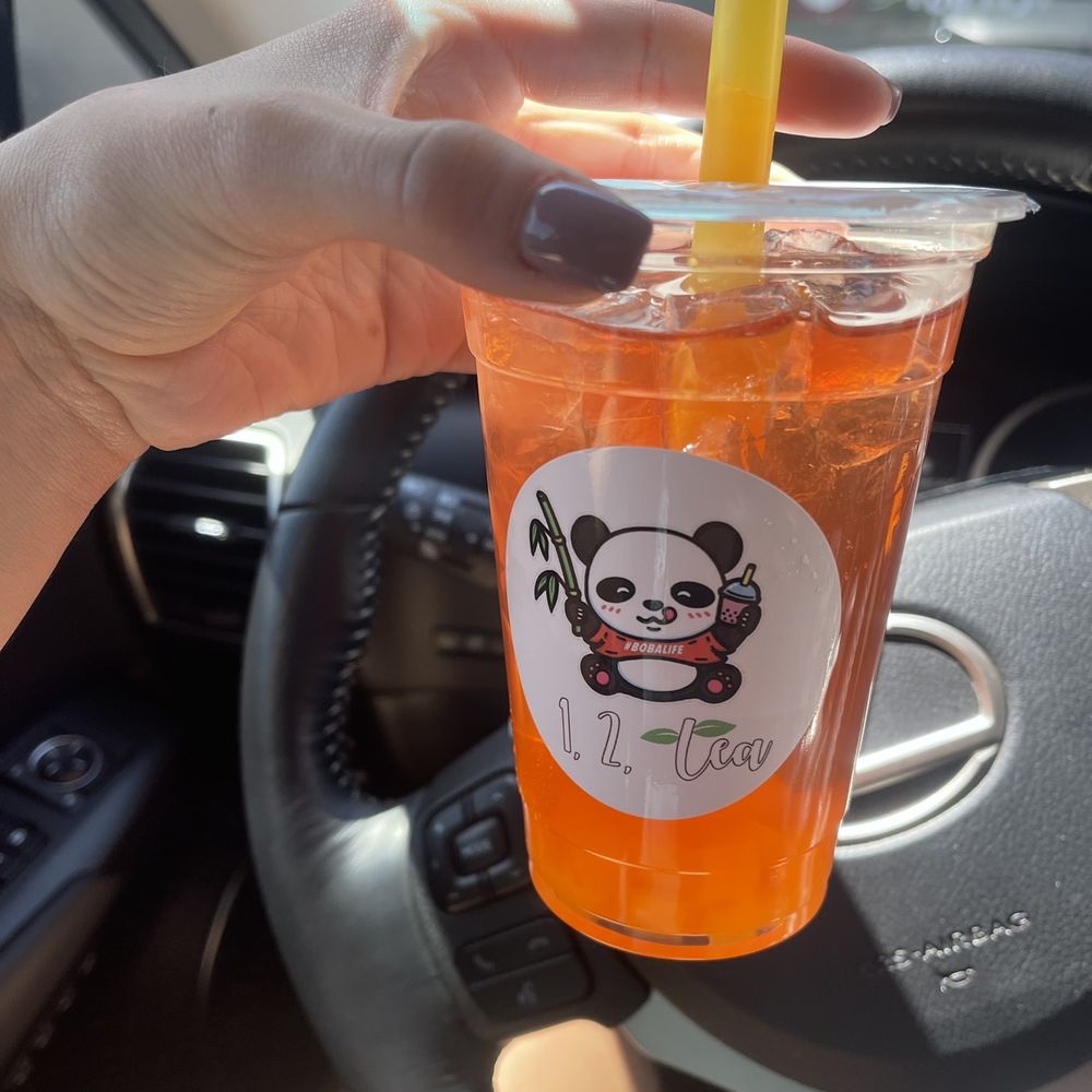 Hibiscus tea with mango stars Hibiscus tea with mango stars
