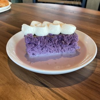 Starling - Tres leche cake - Desserts Near Me - Edina, Minnesota Starling - Tres leche cake - Desserts Near Me - Edina, Minnesota