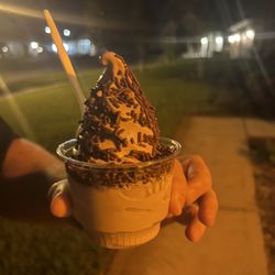 Free Bee Ice Cream Truck - Swirl soft serve with sprinkles