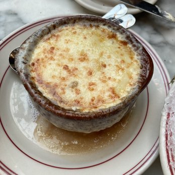 Le Diplomate - French Onion Soup - Brasseries Near Me - Washington, DC, District of Columbia Le Diplomate - French Onion Soup - Brasseries Near Me - Washington, DC, District of Columbia