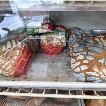 Dulces Delicias Bakery - Bakeries Near Me - Pimmit, Virginia