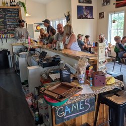 Cove & Craft At Last Chance Pizza - Play some games, get some beer, and eat some pizza pie!!