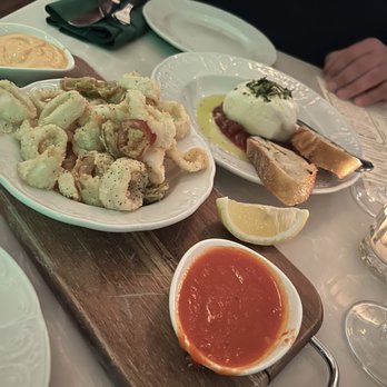 Gigi - Calamari & Burrata - Italian Near Me - Boston, Massachusetts Gigi - Calamari & Burrata - Italian Near Me - Boston, Massachusetts
