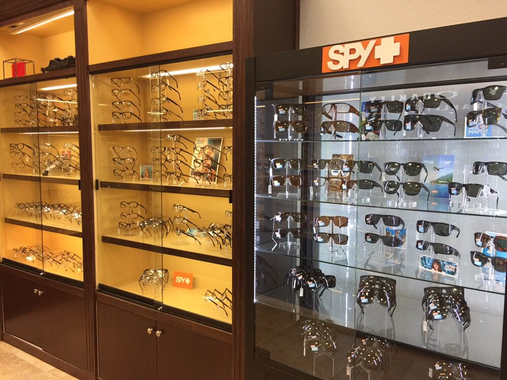 OPTOMEYES VISION CARE EL CENTRO MALL Updated October 2024 19