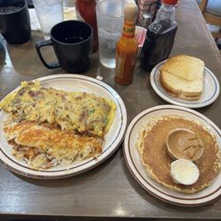 K Ktown Omelette, Pancakes Short Stack (2), sourdough toast Coffee