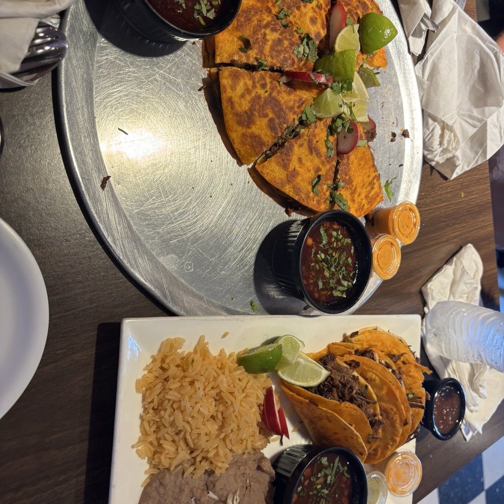 918 Maples Cafe & Catering - Famous Birria Pizza, 3 Famous Birria Tacos No Cheese - Caterers Near Me - Tulsa, Oklahoma 918 Maples Cafe & Catering - Famous Birria Pizza, 3 Famous Birria Tacos No Cheese - Caterers Near Me - Tulsa, Oklahoma