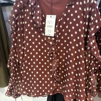 Zara - Couldn't find this in my size - Men's Clothing Near Me - Bethesda, Maryland Zara - Couldn't find this in my size - Men's Clothing Near Me - Bethesda, Maryland