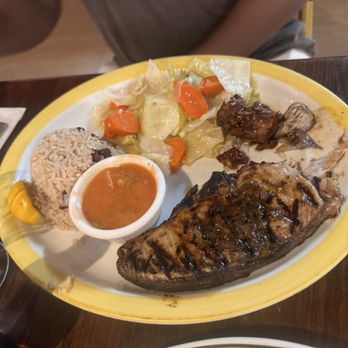 Gladys' Cafe - Fish - Caribbean Near Me - Charlotte Amalie, Virgin Islands Gladys' Cafe - Fish - Caribbean Near Me - Charlotte Amalie, Virgin Islands