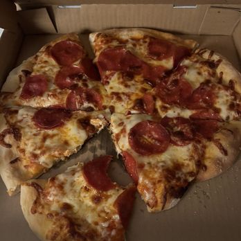 B. Restaurant - Pepperoni pizza - Bars Near Me - Oak Brook, Illinois