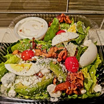 Rustique Pizza - Best Cobb Salad in a long time! Served with Eggcelent Customer Service. - Pizza Near Me - Jersey City, New Jersey