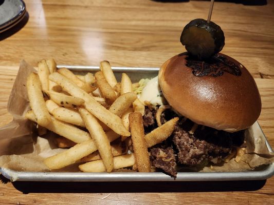 B-LUX Grill & Bar by null