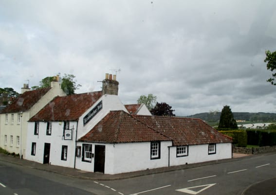 Kinneuchar Inn by null