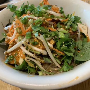 True Food Kitchen - noodle bowl with tofu - Vegetarian Near Me - Naples, Florida True Food Kitchen - noodle bowl with tofu - Vegetarian Near Me - Naples, Florida