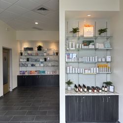 Hand & Stone Massage and Facial Spa