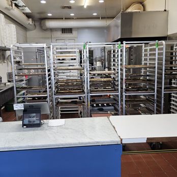 Anthony's Cookies - Cash Register/Order counter and freshly baked cookies in trays - Bakeries Near Me - San Francisco, California Anthony's Cookies - Cash Register/Order counter and freshly baked cookies in trays - Bakeries Near Me - San Francisco, California