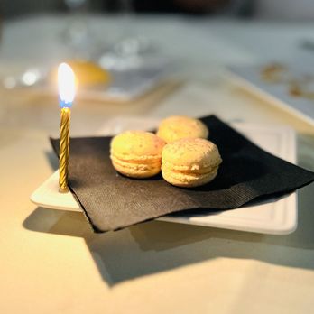David's Restaurant & Lounge - Mango macaroons - American Near Me - Fernandina Beach, Florida David's Restaurant & Lounge - Mango macaroons - American Near Me - Fernandina Beach, Florida
