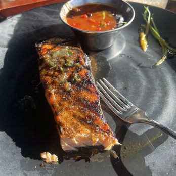 Whiskey 'N Rye Smokehouse - Bourbon Glazed Salmon with beans - Barbeque Near Me - Solvang, California Whiskey 'N Rye Smokehouse - Bourbon Glazed Salmon with beans - Barbeque Near Me - Solvang, California