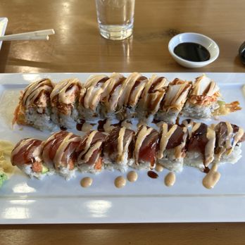 Tempura Grill - King tuna roll and ocean m Melody roll seaweed salad - Sushi Bars Near Me - Mechanicsburg, Pennsylvania Tempura Grill - King tuna roll and ocean m Melody roll seaweed salad - Sushi Bars Near Me - Mechanicsburg, Pennsylvania