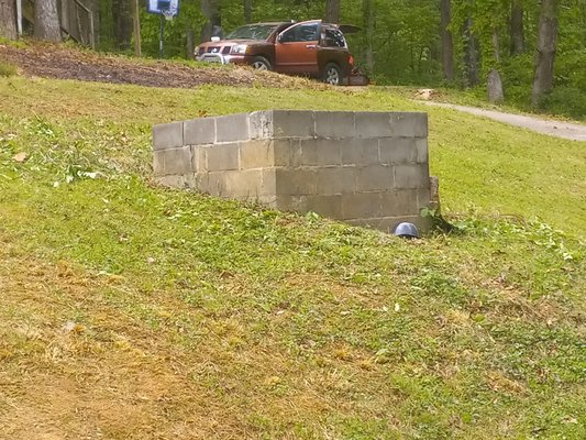 Jason's Lawn Care Logo