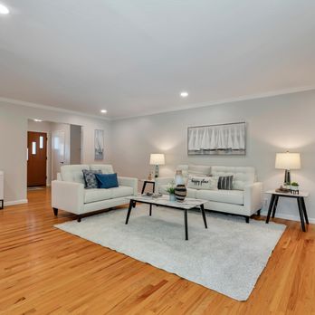 J Master Koatings - Interior Painting
Colors:
-Ceiling Swiss Coffee
-Walls Feather Stone
-Baseboards, Doors and Trims Swiss Coffee - Painters Near Me J Master Koatings - Interior Painting
Colors:
-Ceiling Swiss Coffee
-Walls Feather Stone
-Baseboards, Doors and Trims Swiss Coffee - Painters Near Me