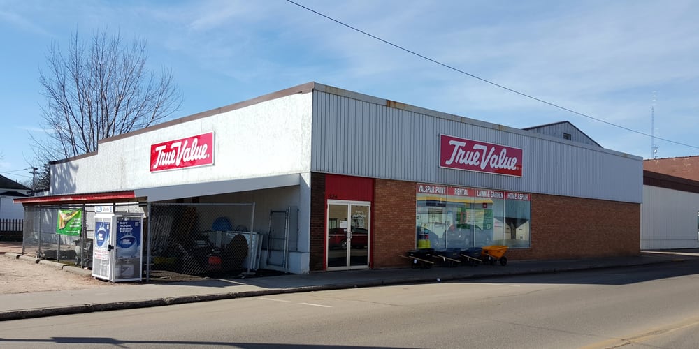 Slide of Wiehe's Hardware Hank