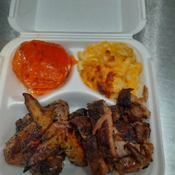 Firehouse Bakery & Grill - Tip wing combo Mac n sweets