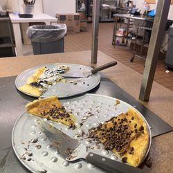 Pizza Inn - Dessert pizzas