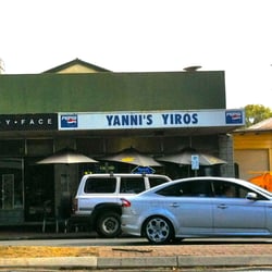Yanni's Yiros