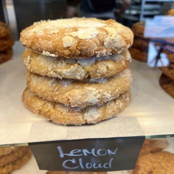 Cindy Lou's Cookies - Lemon Cloud Cookie - Desserts Near Me - Miami, Florida