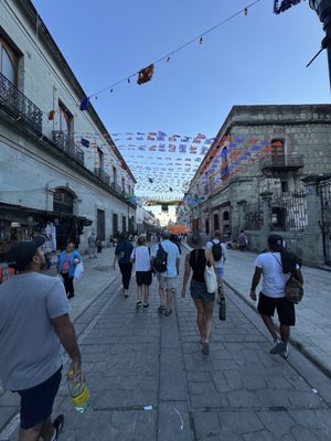 Zócalo de la Ciudad de Oaxaca (Plaza de La Constitución) by null