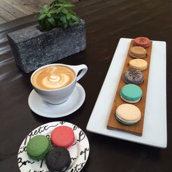 Caffe Concerto - Mmmmmmmacarons - Pizza Near Me - Los Angeles, California