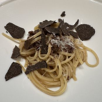 Margotto Hawaii - Pasta Bolognese Sauce with Spices - French Near Me - Honolulu, Hawaii Margotto Hawaii - Pasta Bolognese Sauce with Spices - French Near Me - Honolulu, Hawaii